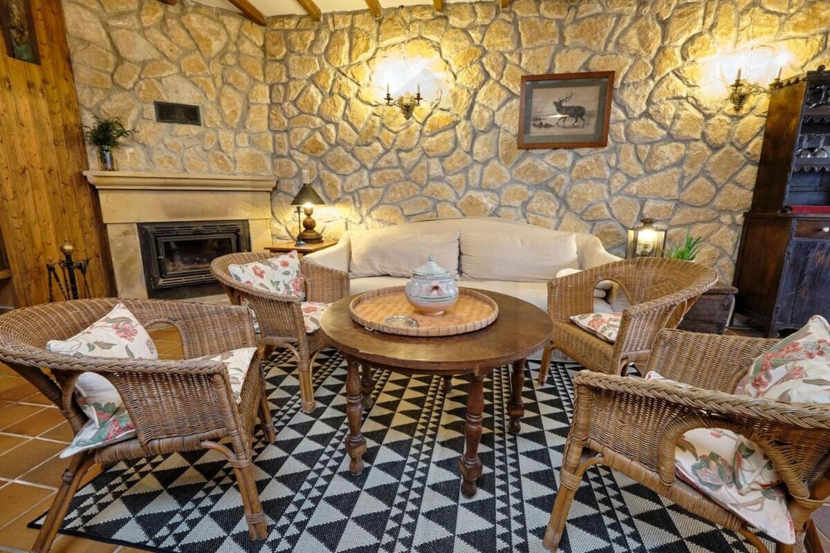 Casona Del Sol El Retorno I Appartement Lastres Buitenkant foto