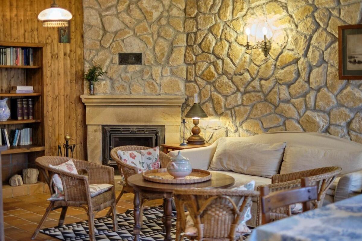 Casona Del Sol El Retorno I Appartement Lastres Buitenkant foto